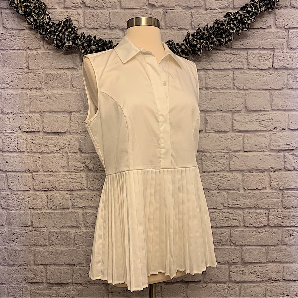 NWT Antonio Melani Sleeveless White Blouse